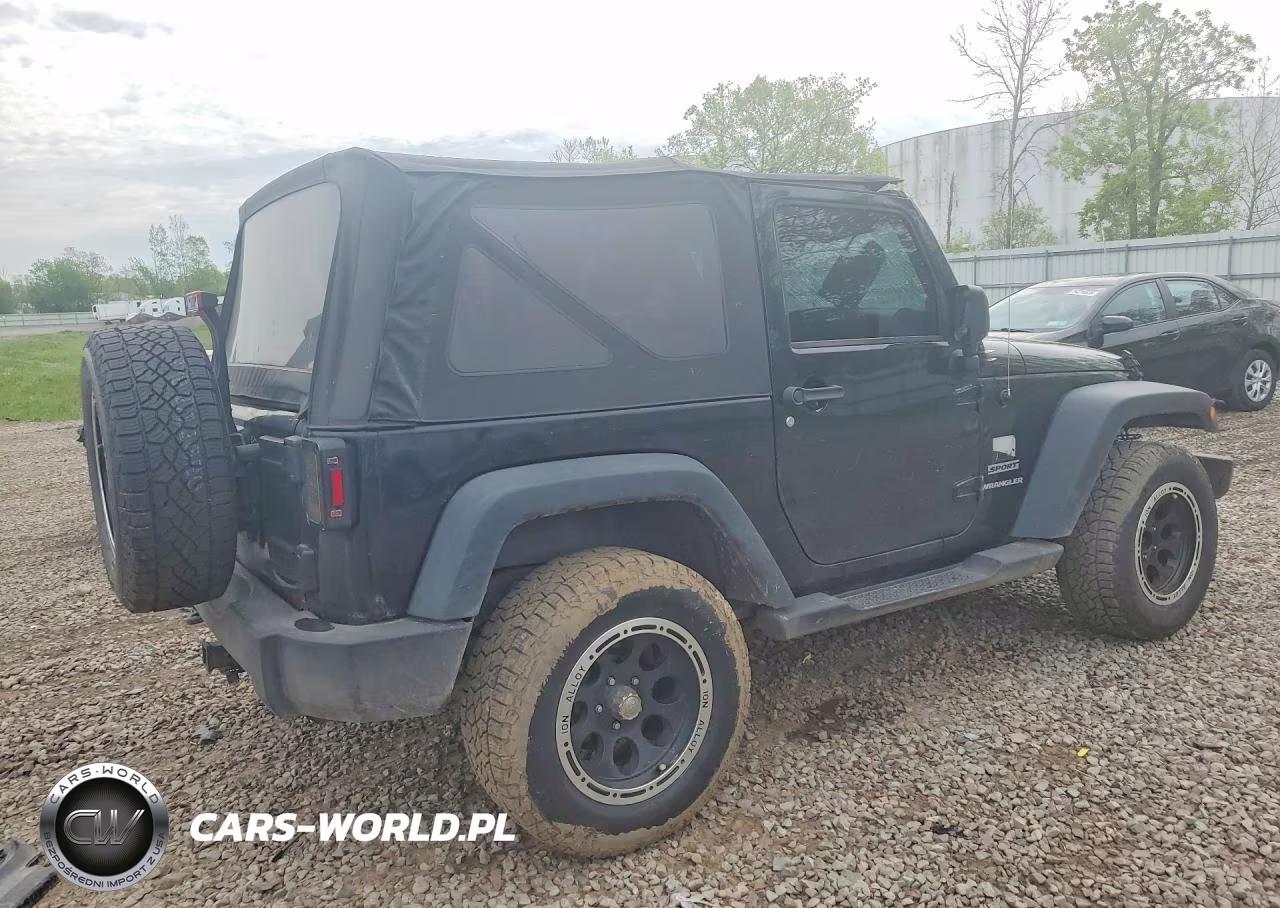 2013 Jeep Wrangler Sport VIN:1C4AJWAG7DL545259 - 3