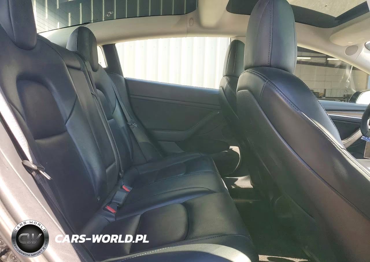 2022 Tesla Model 3 VIN:5YJ3E1EA0NF287113 - 10