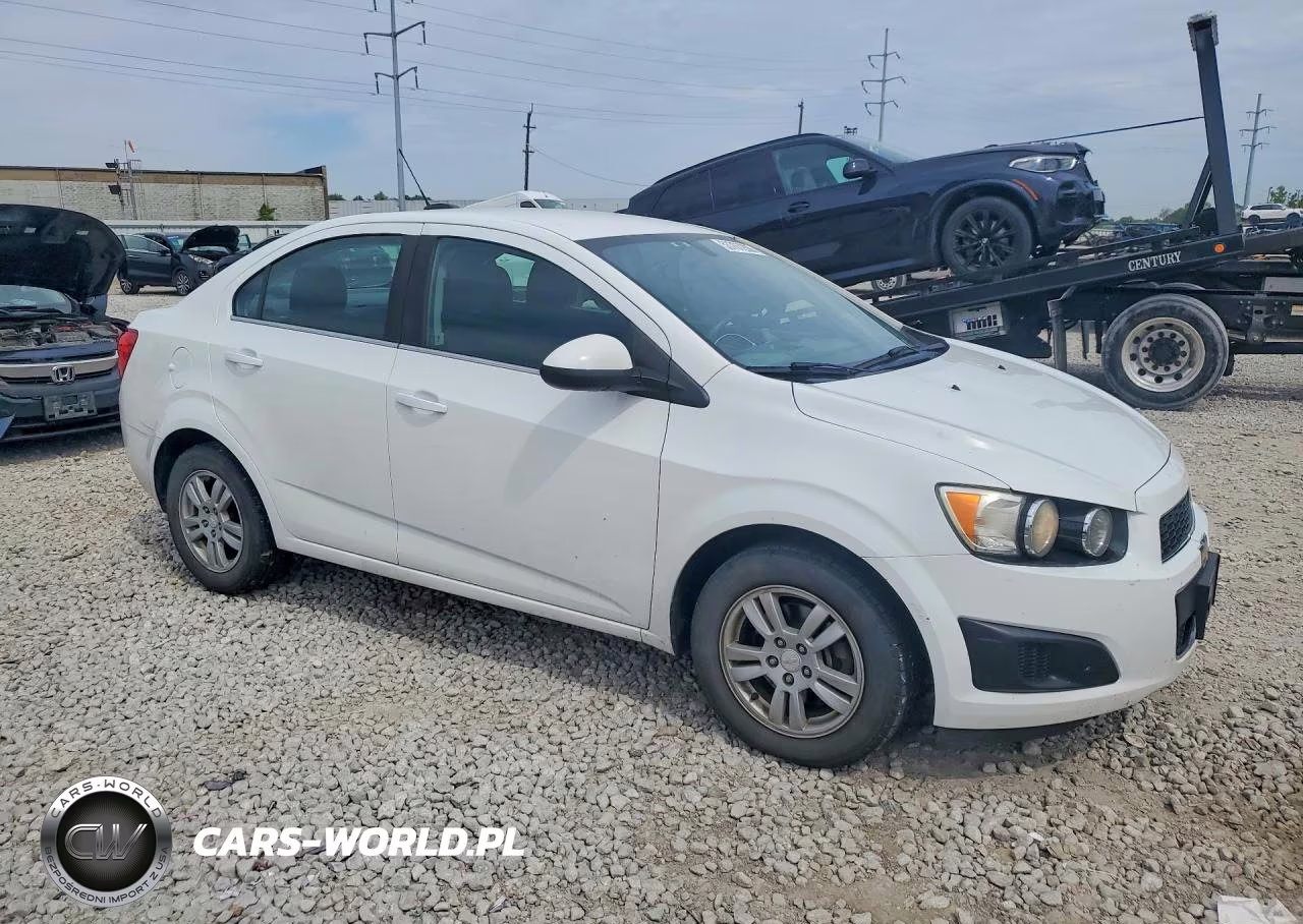 2015 Chevrolet Sonic Lt VIN:1G1JD5SH0F4134350 - 4