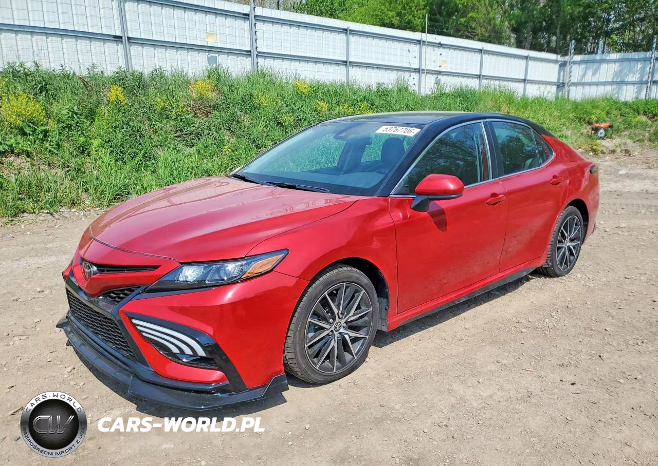 TOYOTA CAMRY SE – zdjęcie 1 z 12