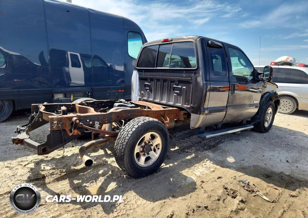 2005 Ford F250 Super Duty VIN:1FTSX20P85EB74454 - 3