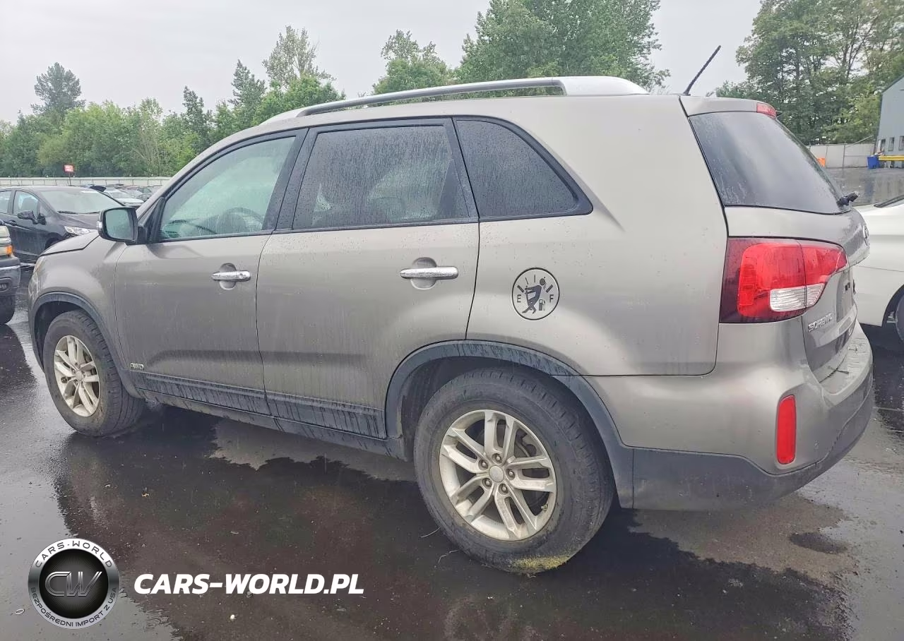 2015 Kia Sorento Lx VIN:5XYKTCA69FG631868 - 2