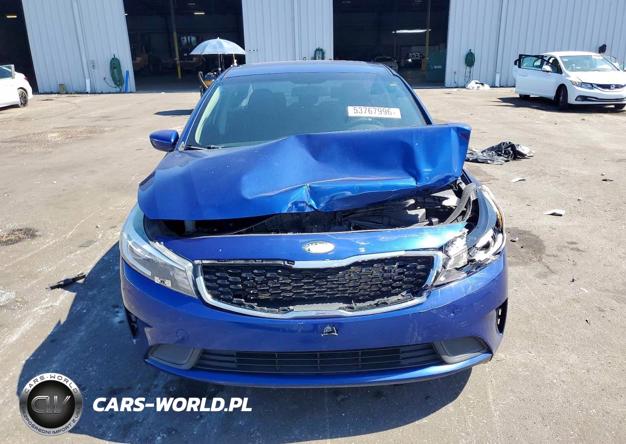 2018 Kia Forte Lx VIN:3KPFK4A79JE268853 - 5