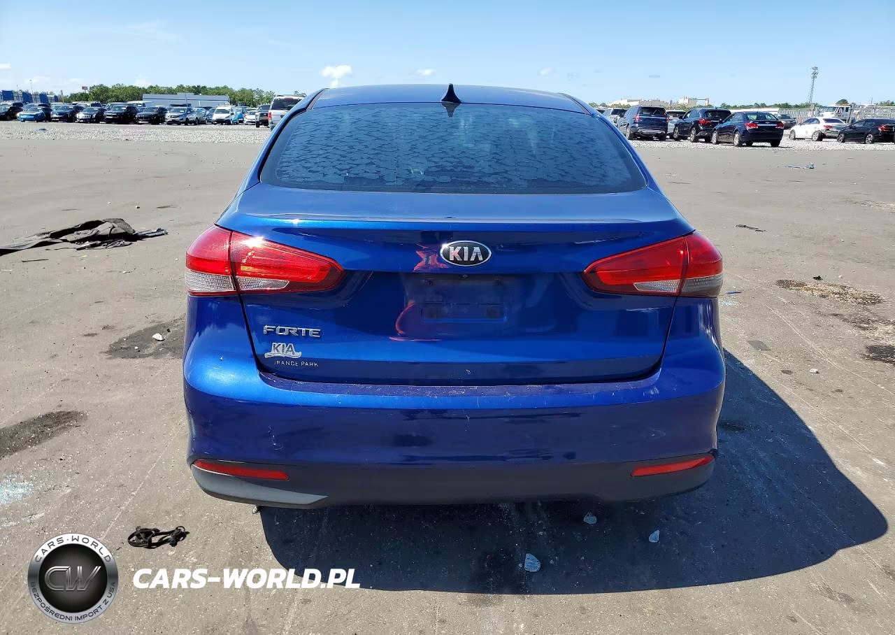 2018 Kia Forte Lx VIN:3KPFK4A79JE268853 - 6