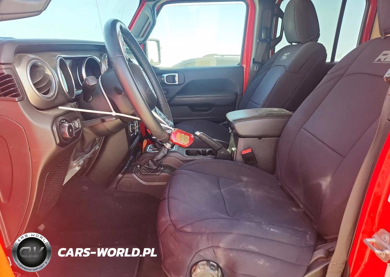 2019 Jeep Wrangler Unlimited Sahara VIN:1C4HJXEG9KW543359 - 7