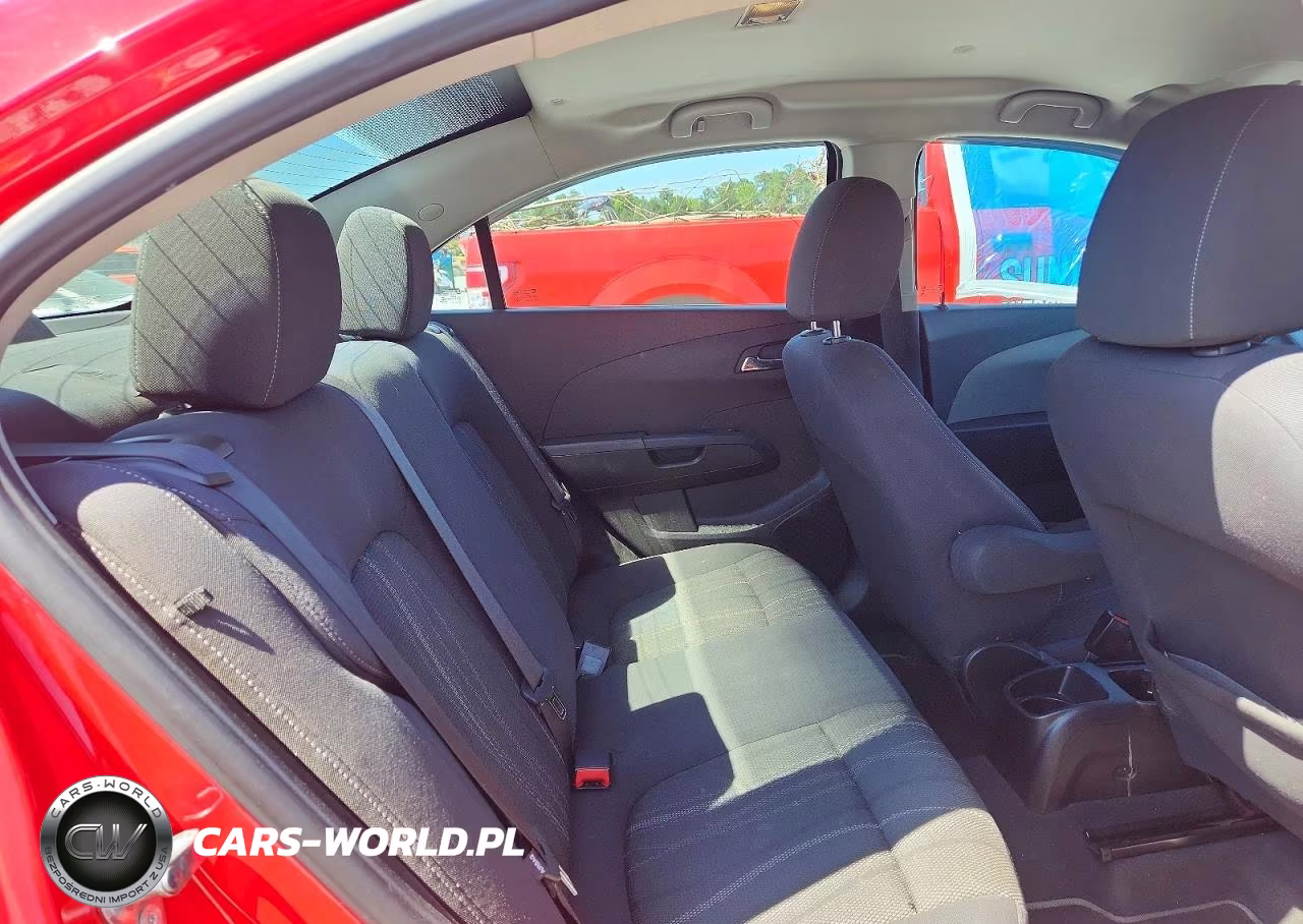 2015 Chevrolet Sonic Lt VIN:1G1JC5SH0F4220017 - 10