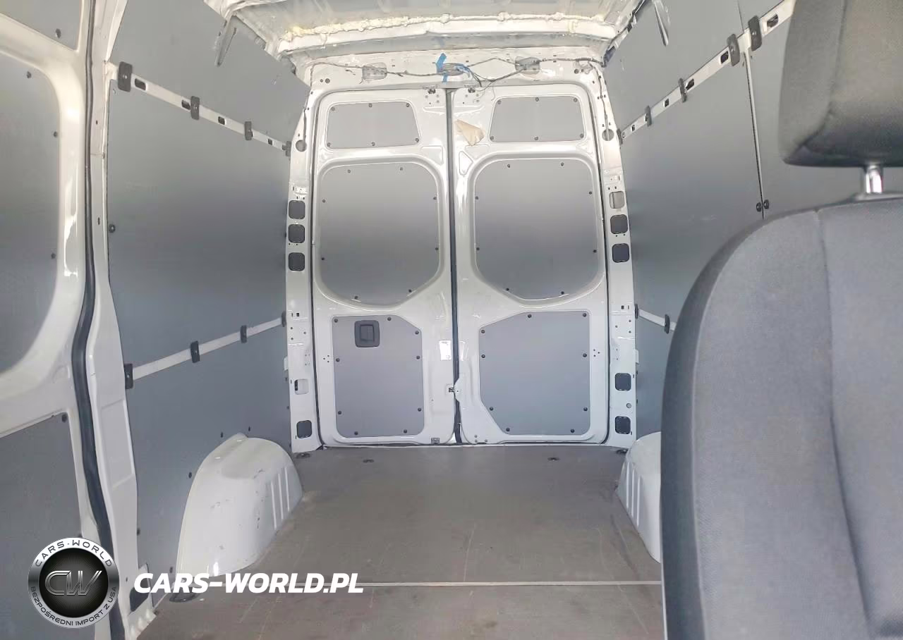 2022 Mercedes-Benz Sprinter 2500 VIN:W1Y4EBHY5NT081698 - 10