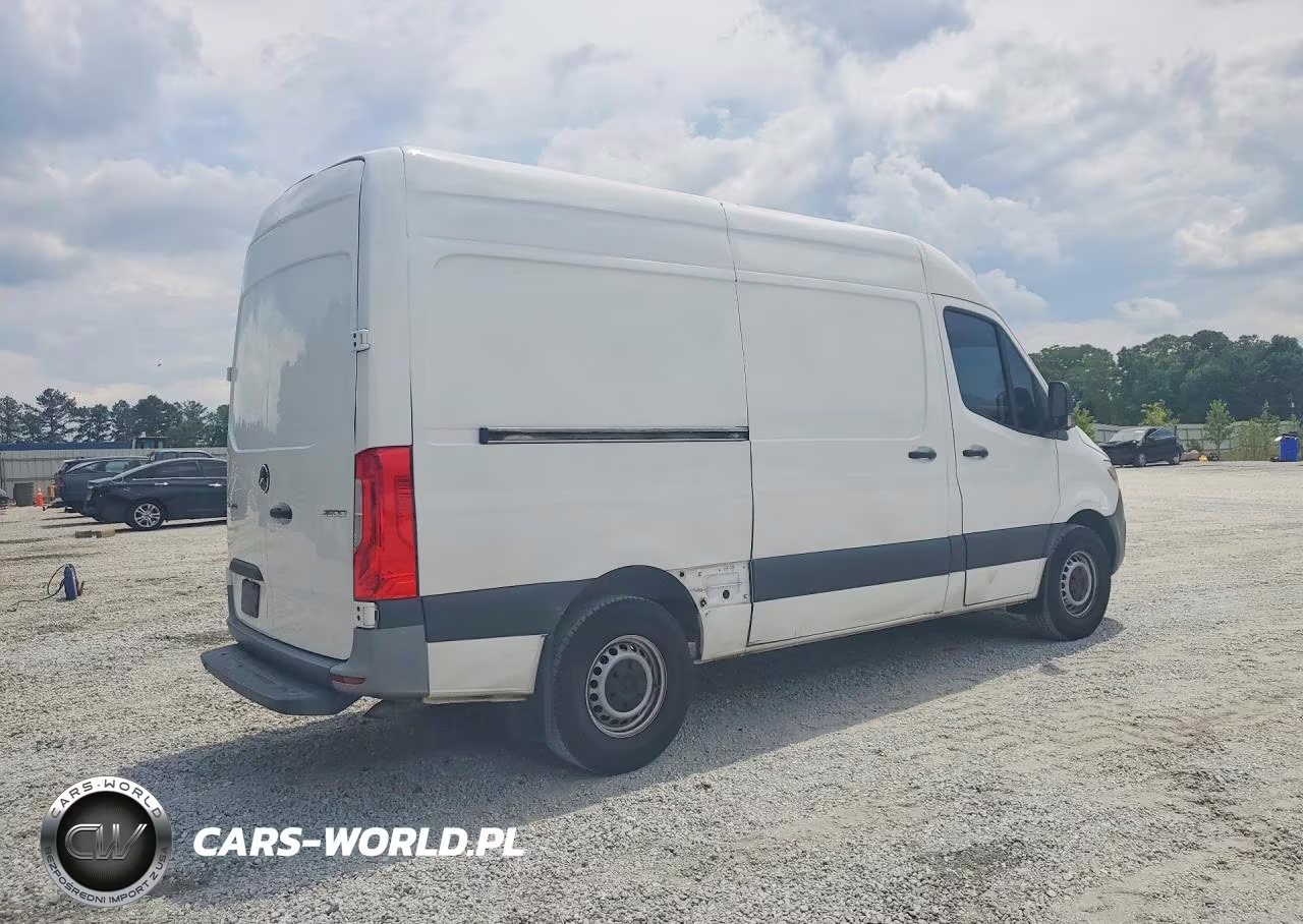 2022 Mercedes-Benz Sprinter 2500 VIN:W1Y4EBHY5NT081698 - 3