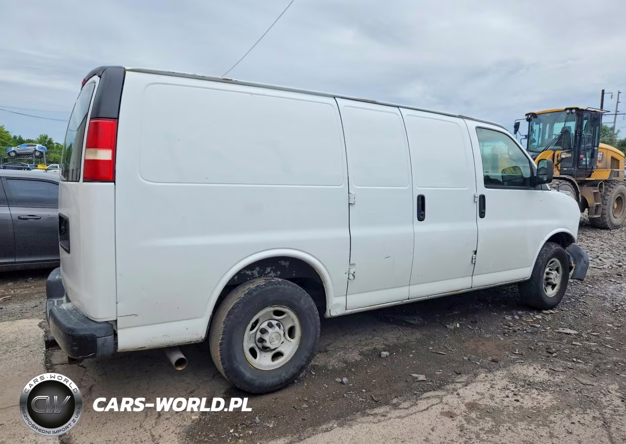 2009 Chevrolet Express G2500 VIN:1GCGG25C291115800 - 3