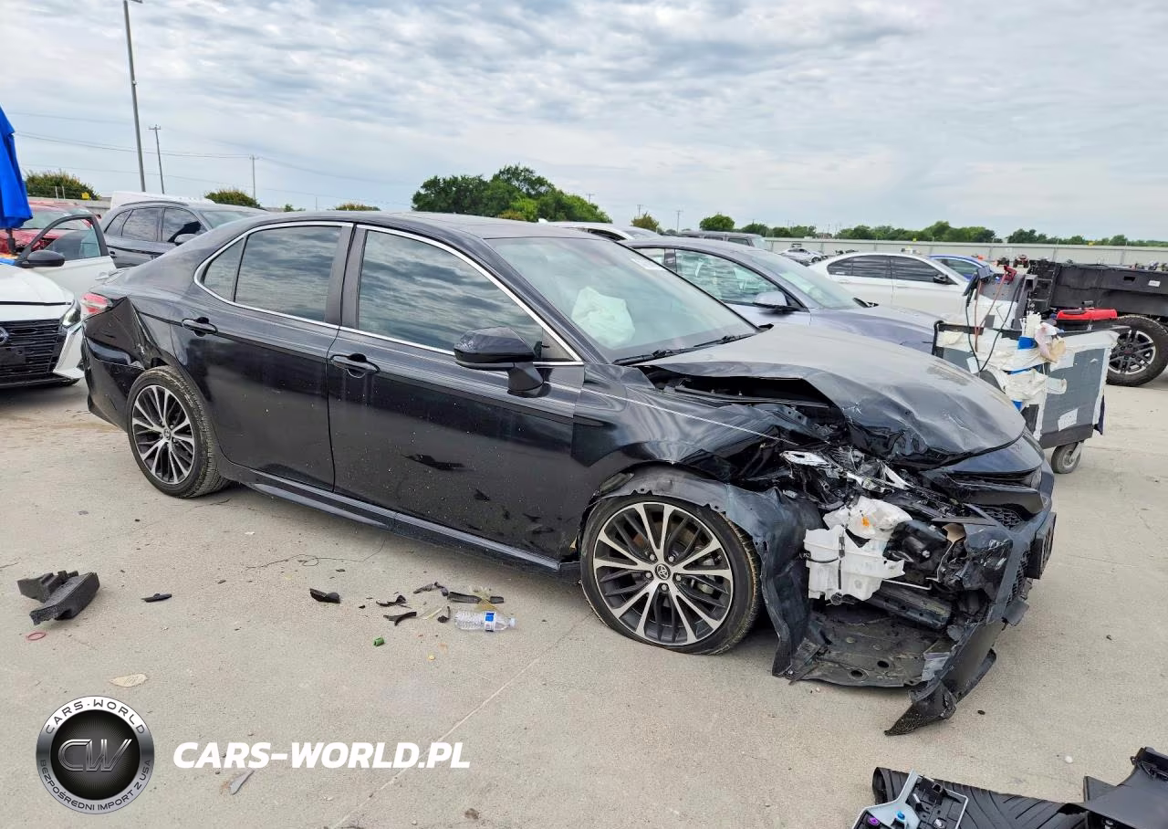 2019 Toyota Camry Se VIN:4T1B11HK4KU252083 - 4