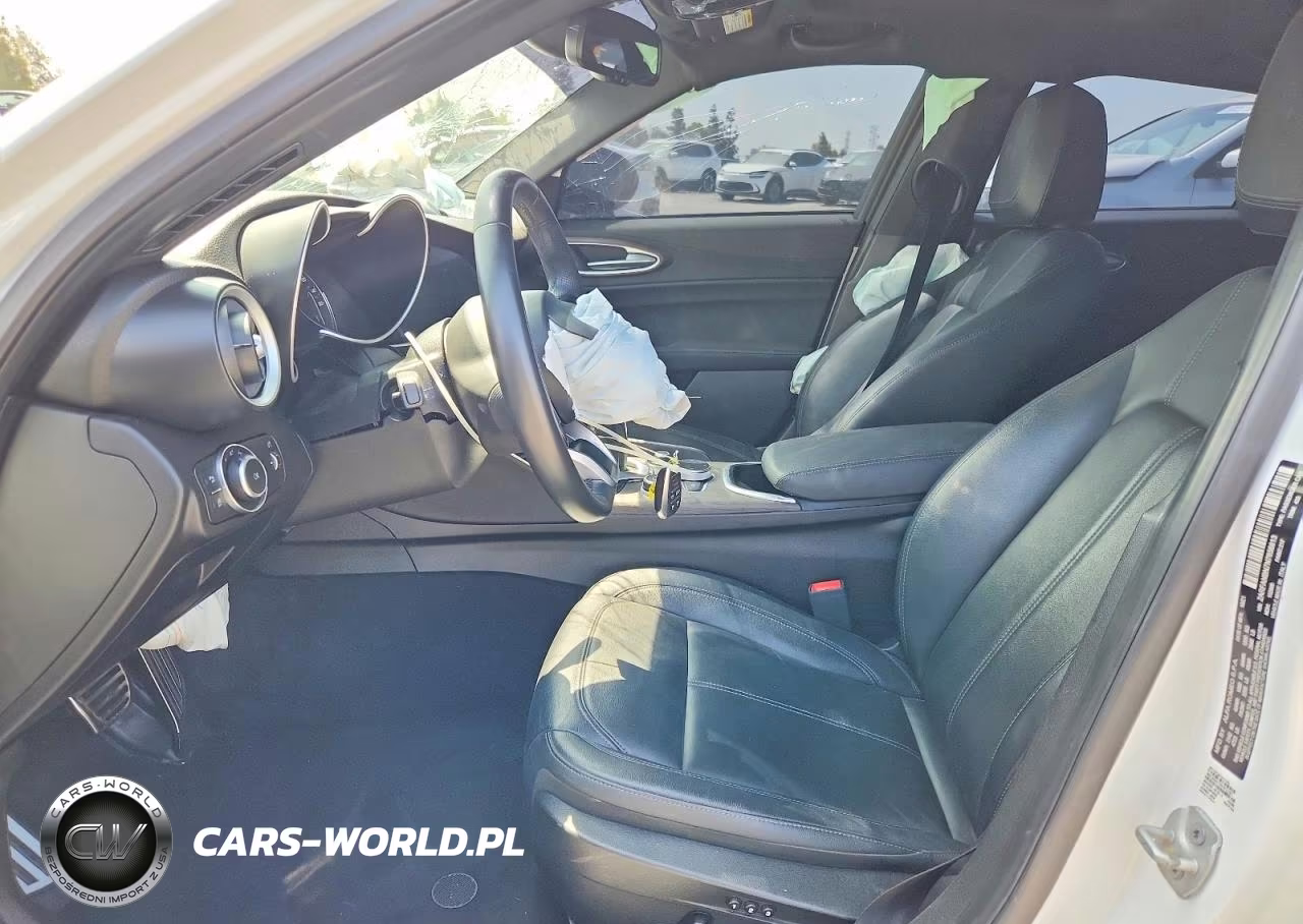 2022 Alfa Romeo Giulia Super VIN:ZARFANBN7N7656813 - 7