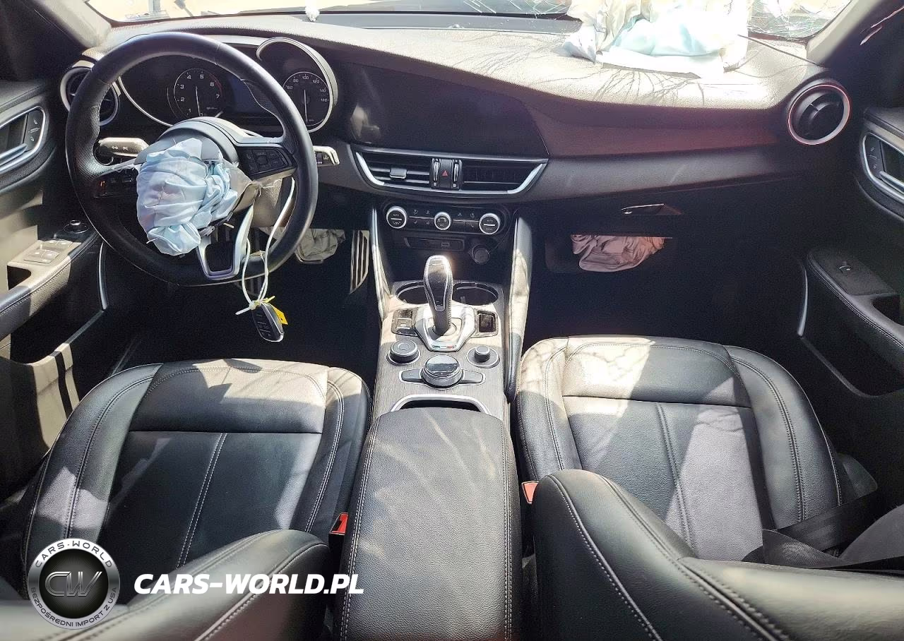 2022 Alfa Romeo Giulia Super VIN:ZARFANBN7N7656813 - 8
