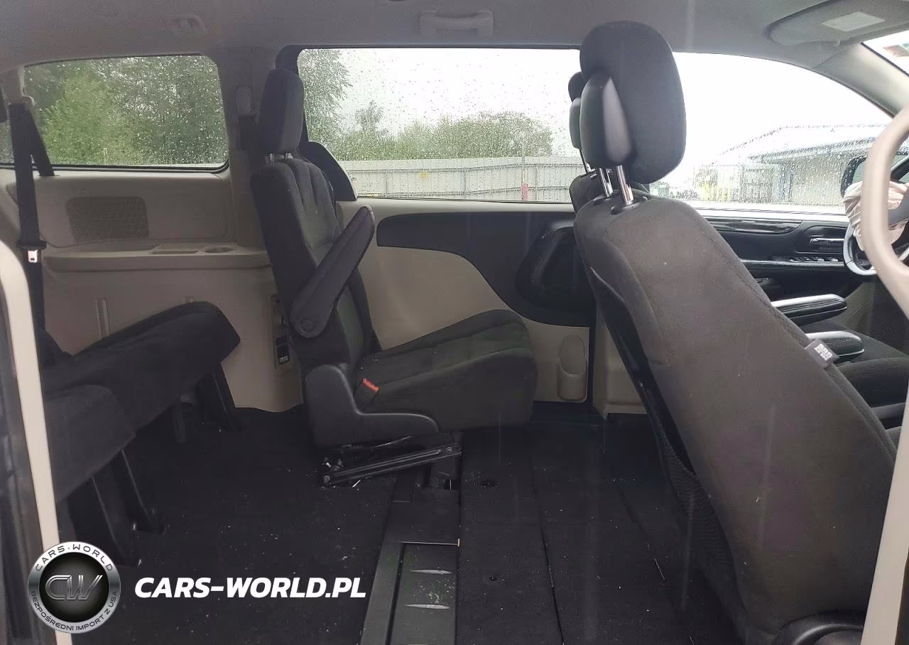 2017 Dodge Grand Caravan Se VIN:2C4RDGBG9HR626100 - 11