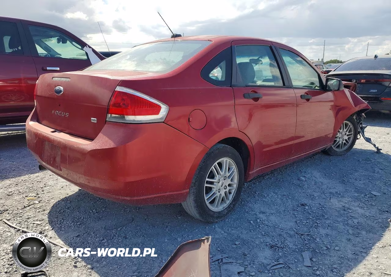 2009 Ford Focus Se VIN:1FAHP35N59W168026 - 3