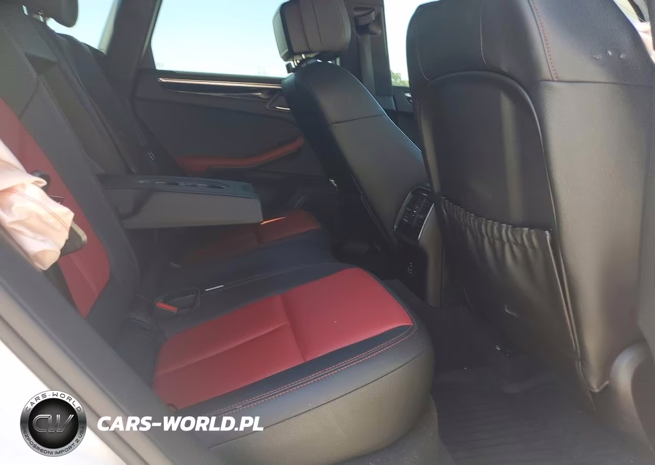 2020 Porsche Macan VIN:WP1AA2A55LLB06243 - 11