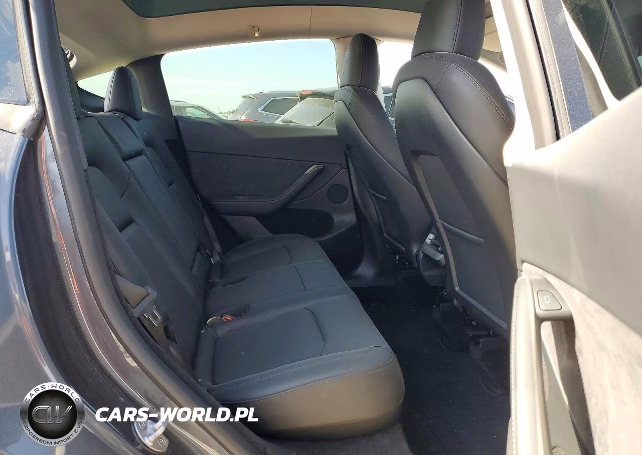 2023 Tesla Model Y VIN:7SAYGDEF4PF882369 - 11