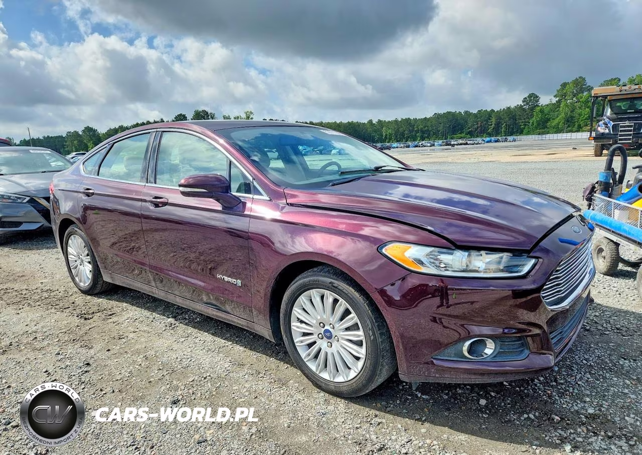 2013 Ford Fusion Se Hybrid VIN:3FA6P0LU3DR316153 - 4