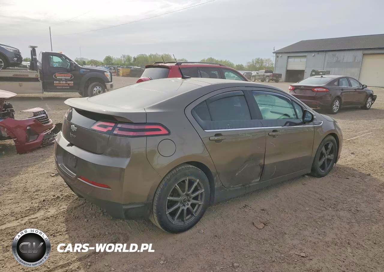 2014 Chevrolet Volt VIN:1G1RB6E49EU118539 - 3