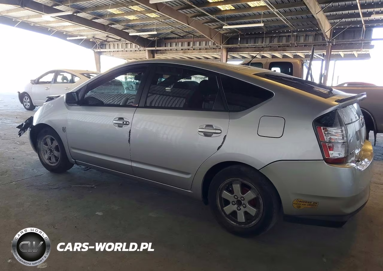 2005 Toyota Prius Base VIN:JTDKB20U057018319 - 2