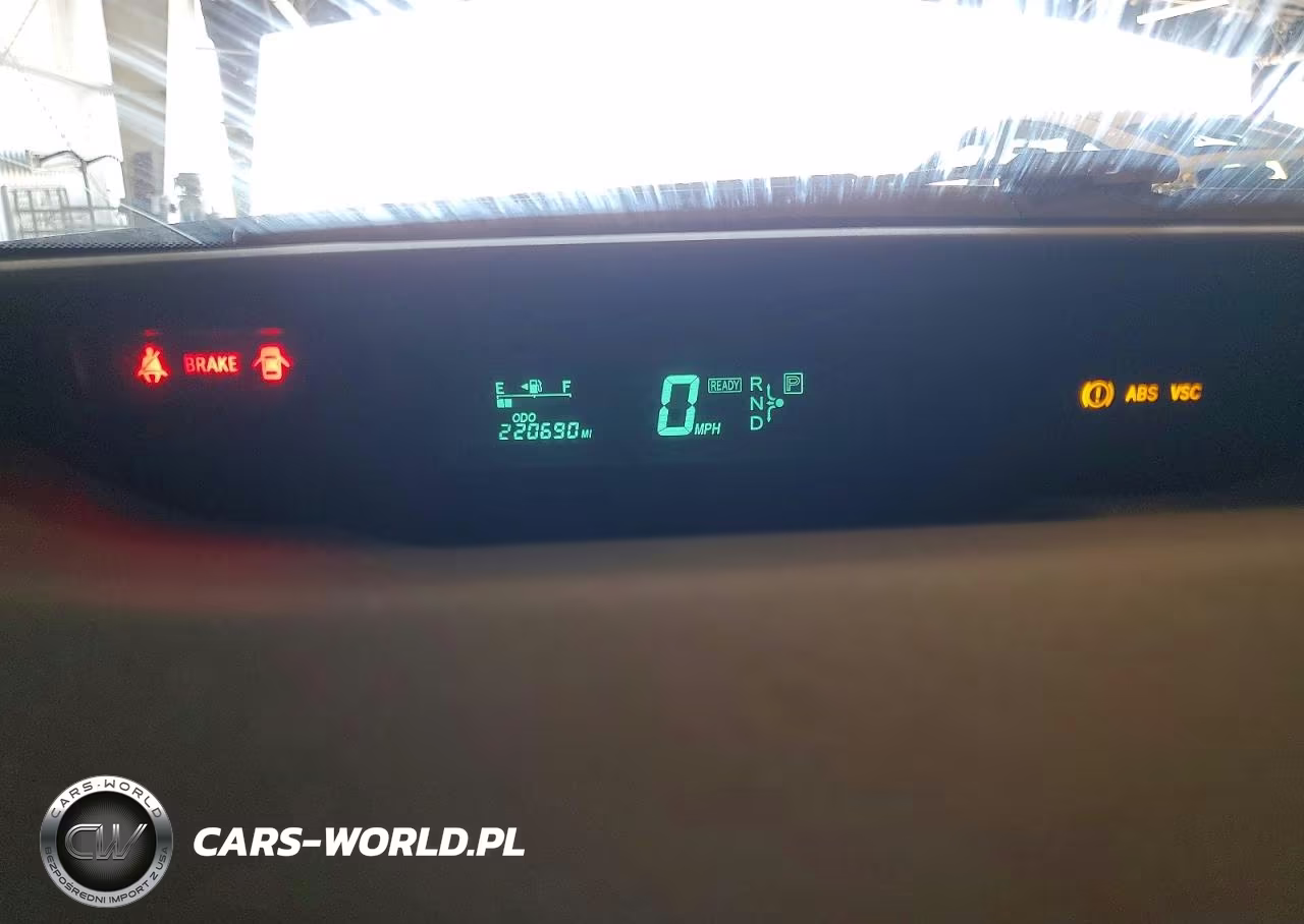 2005 Toyota Prius Base VIN:JTDKB20U057018319 - 9