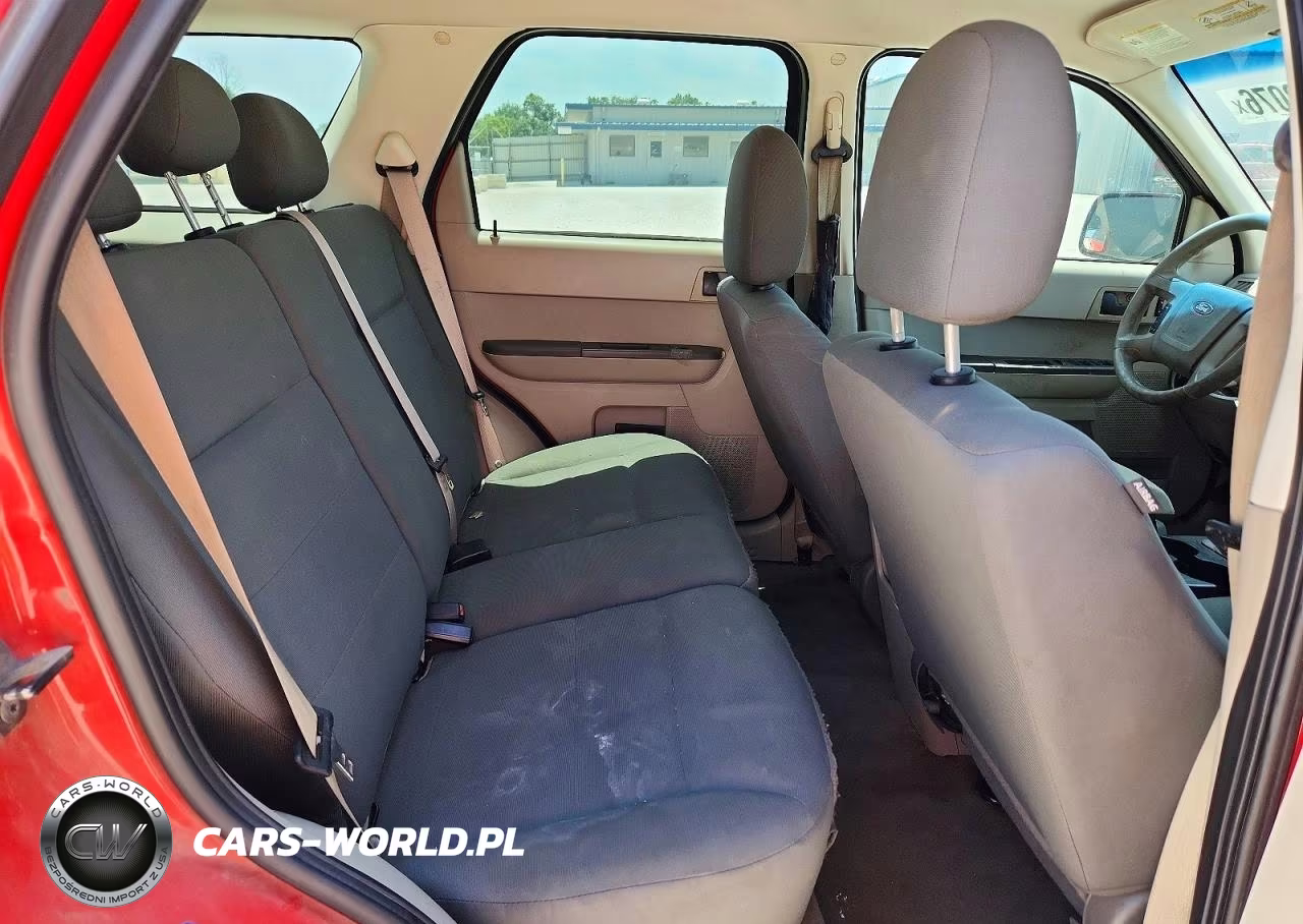 2009 Ford Escape Xls VIN:1FMCU02769KA13392 - 11