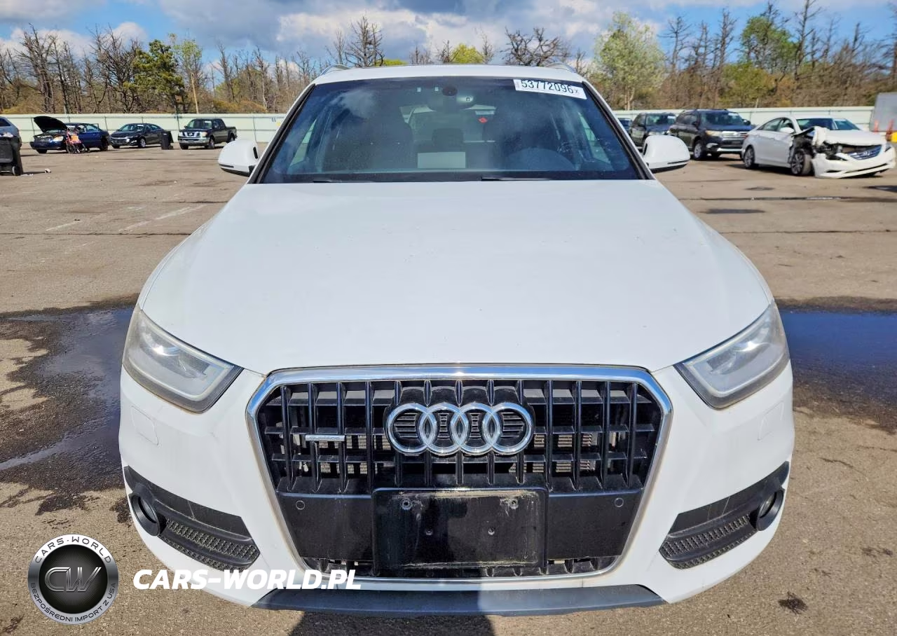 2015 Audi Q3 Premium Plus VIN:WA1EFCFS4FR012407 - 5