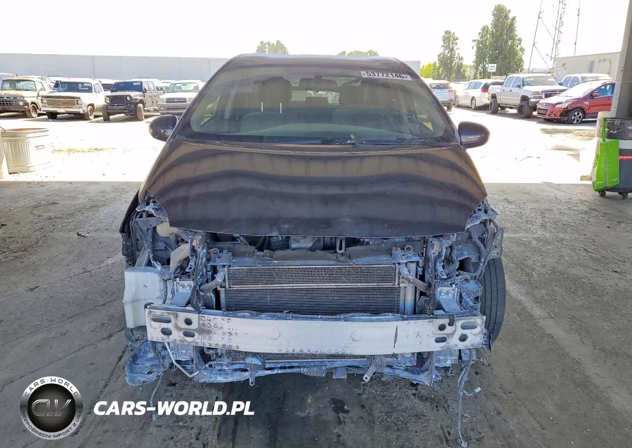 2015 Toyota Prius Two VIN:JTDKN3DU1F2001003 - 5