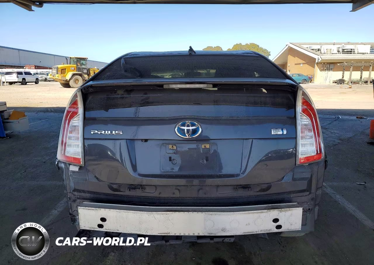 2015 Toyota Prius Two VIN:JTDKN3DU1F2001003 - 6