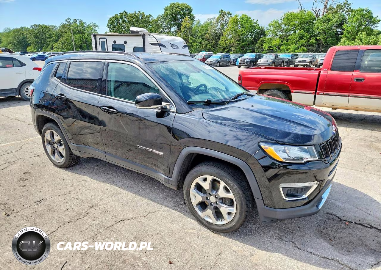 2018 Jeep Compass Limited VIN:3C4NJDCB5JT329112 - 4