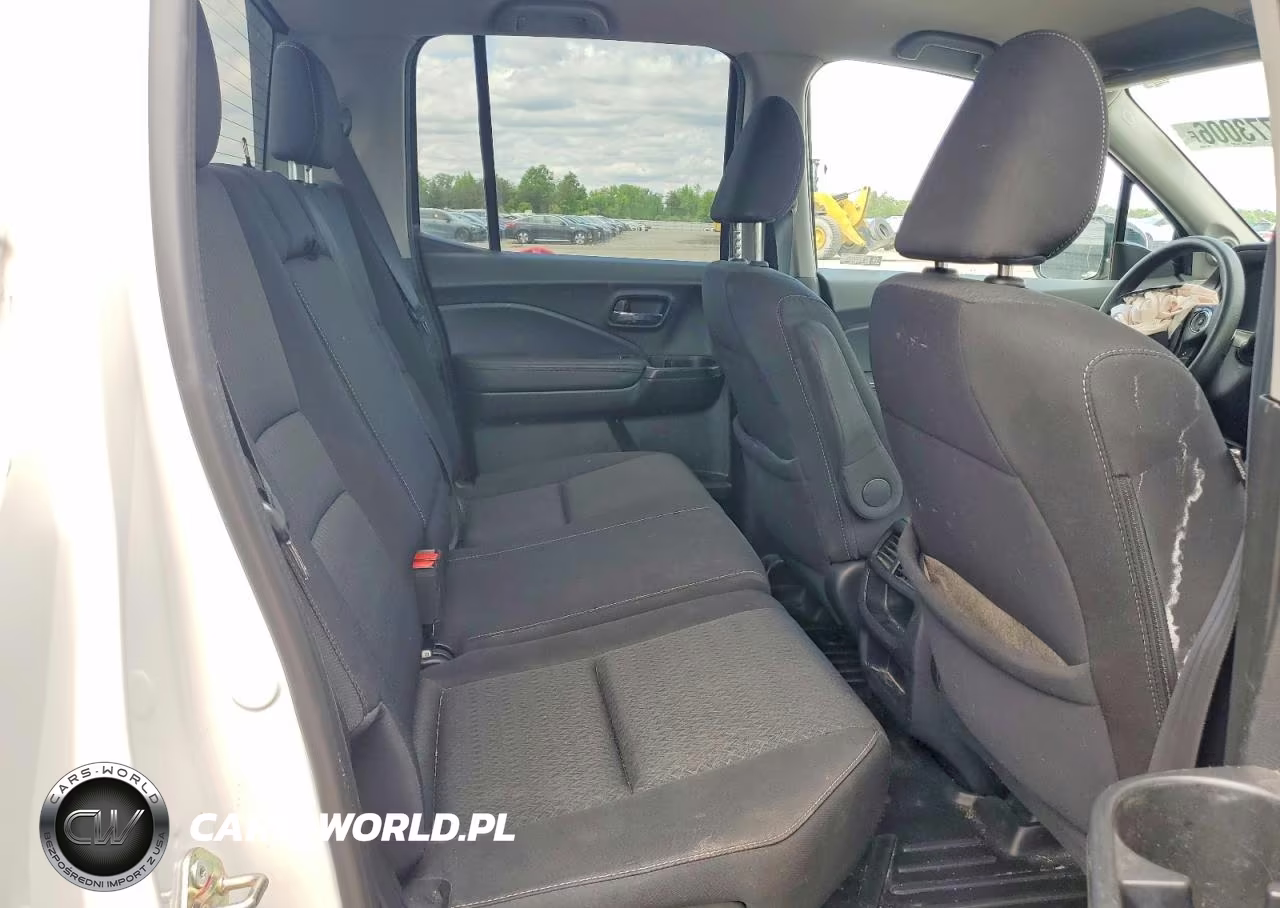 2019 Honda Ridgeline Sport VIN:5FPYK3F15KB047938 - 10
