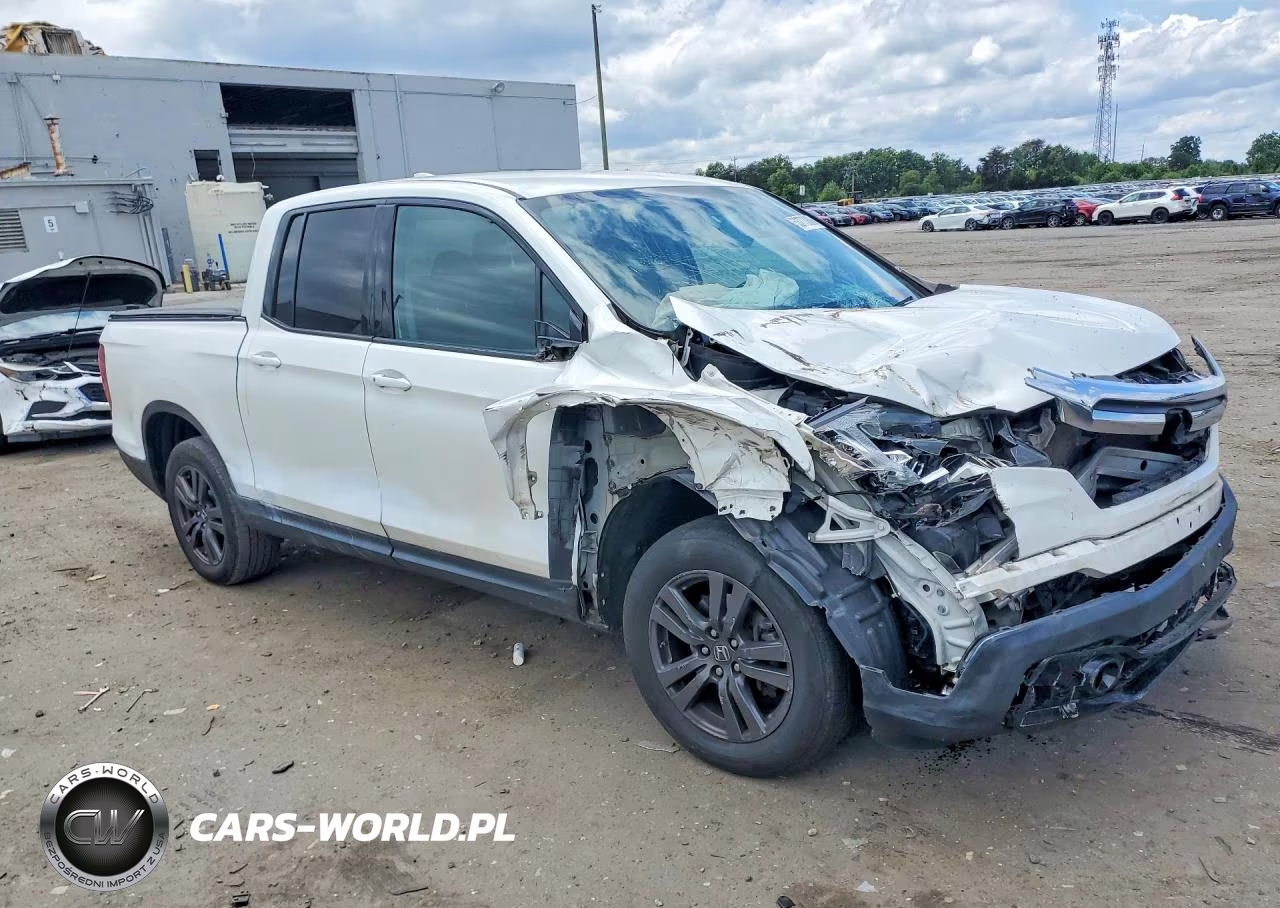 2019 Honda Ridgeline Sport VIN:5FPYK3F15KB047938 - 4
