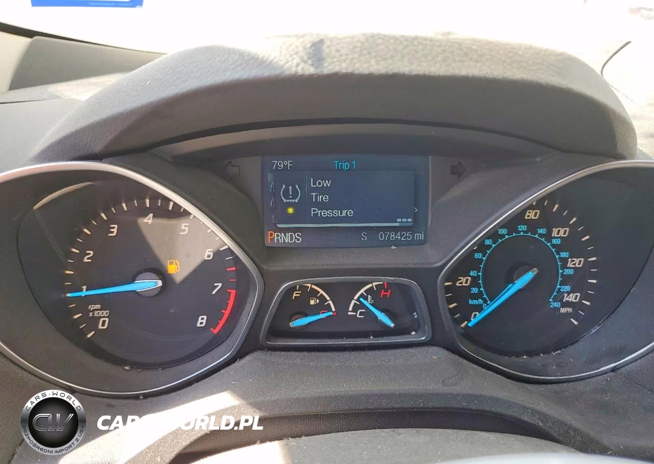 2015 Ford Escape VIN:1FMCU0F71FUA45452 - 9