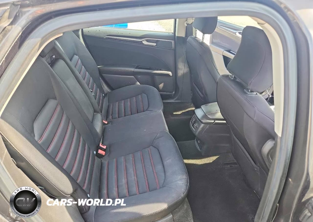 2015 Ford Fusion Se VIN:3FA6P0H91FR221131 - 10