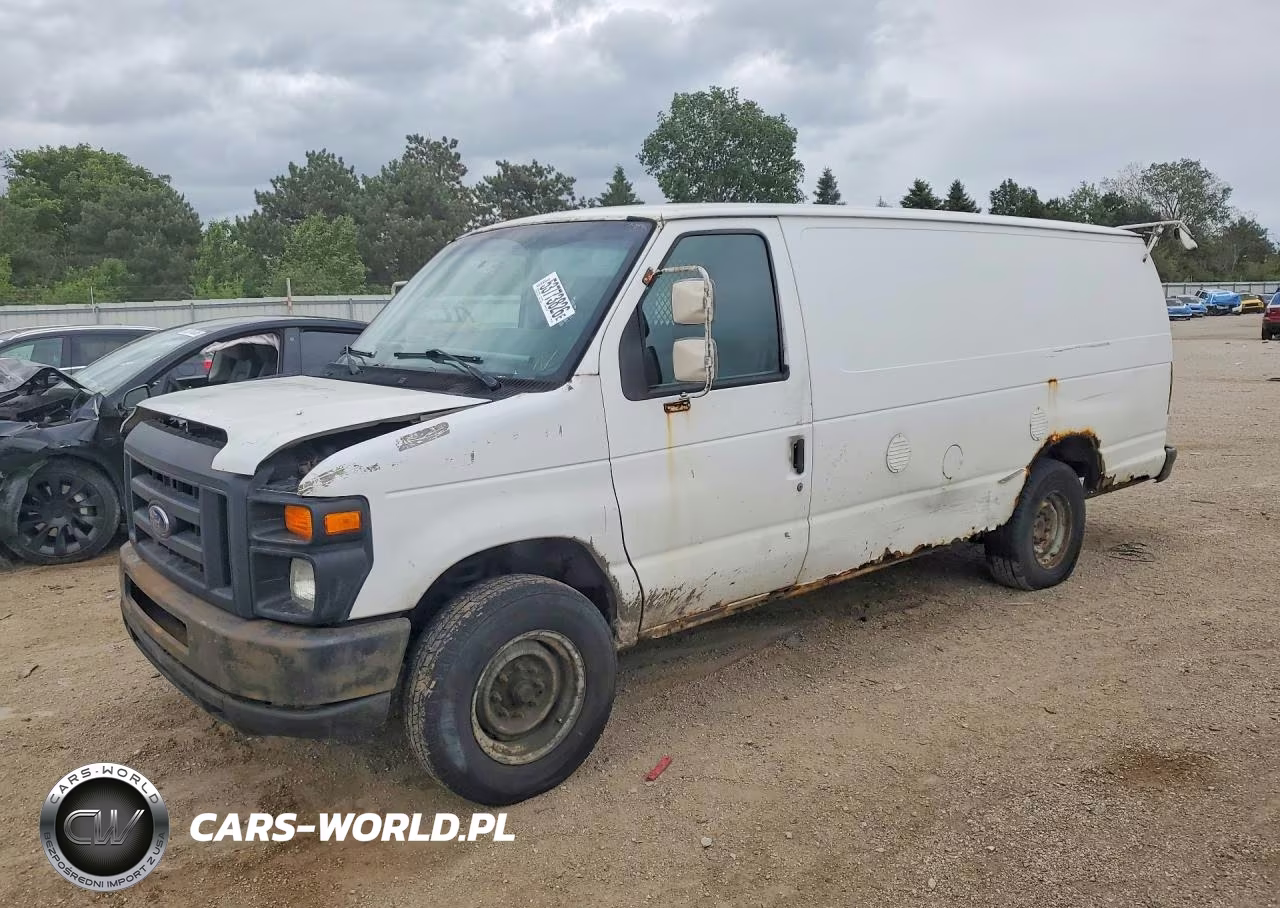 2013 Ford Econoline E350 Super Duty Van