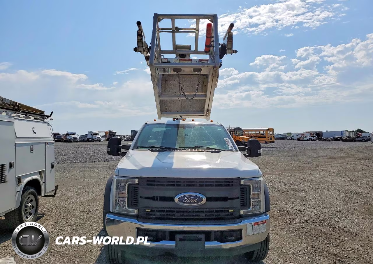 2019 Ford F550 Super Duty Cable Placer Bucket Truck VIN:1FDUF5GY4KEC11678 - 5
