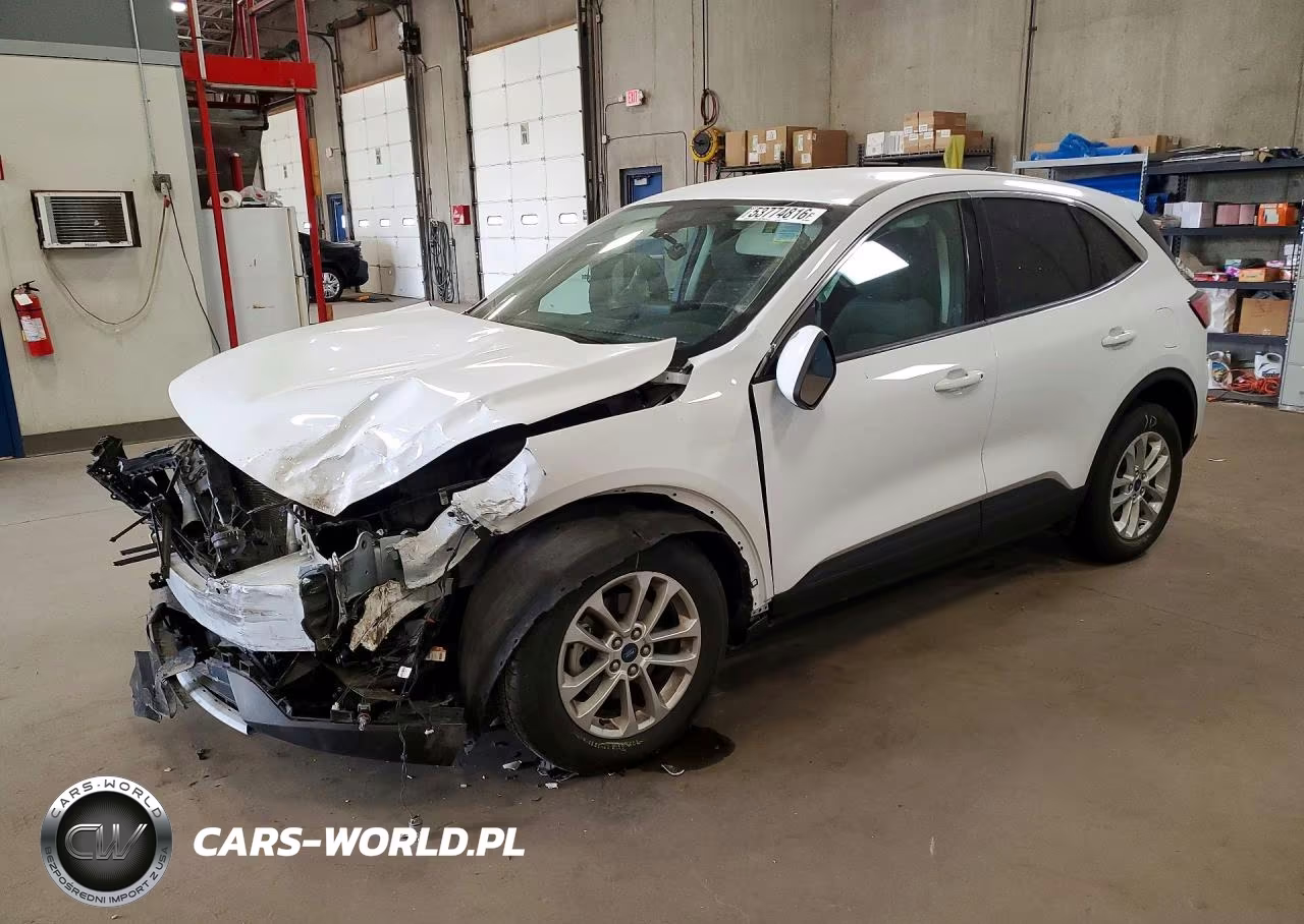 2020 Ford Escape Se