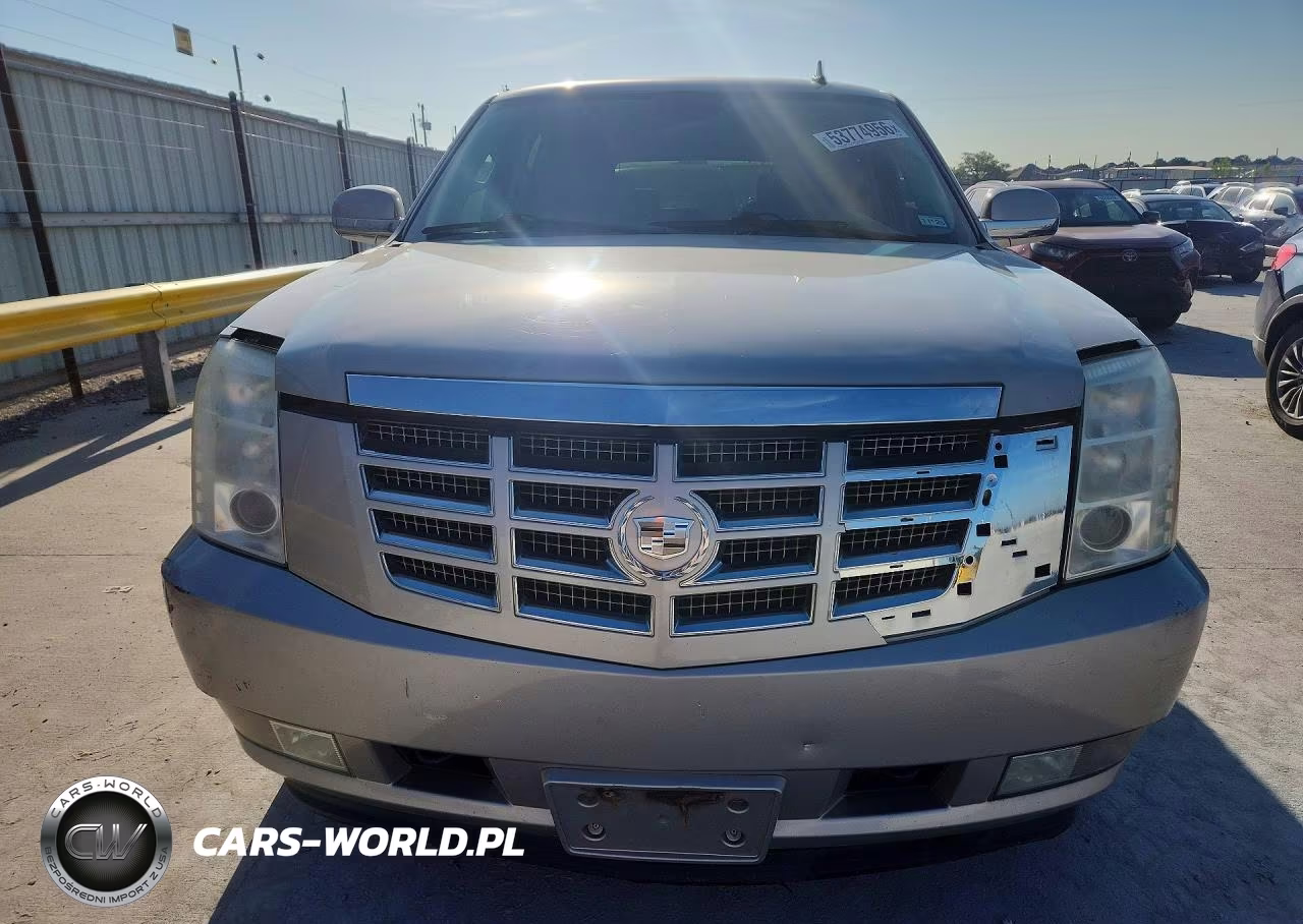 2009 Cadillac Escalade Luxury VIN:1GYFK23299R285085 - 5