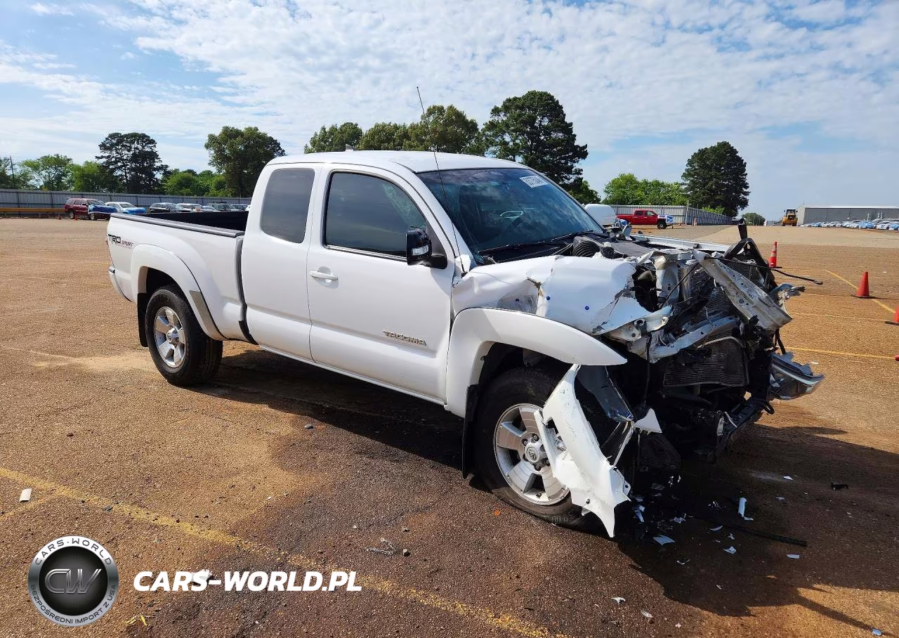 2015 Toyota Tacoma Prerunner Access Cab VIN:5TFTU4GN5FX077926 - 4