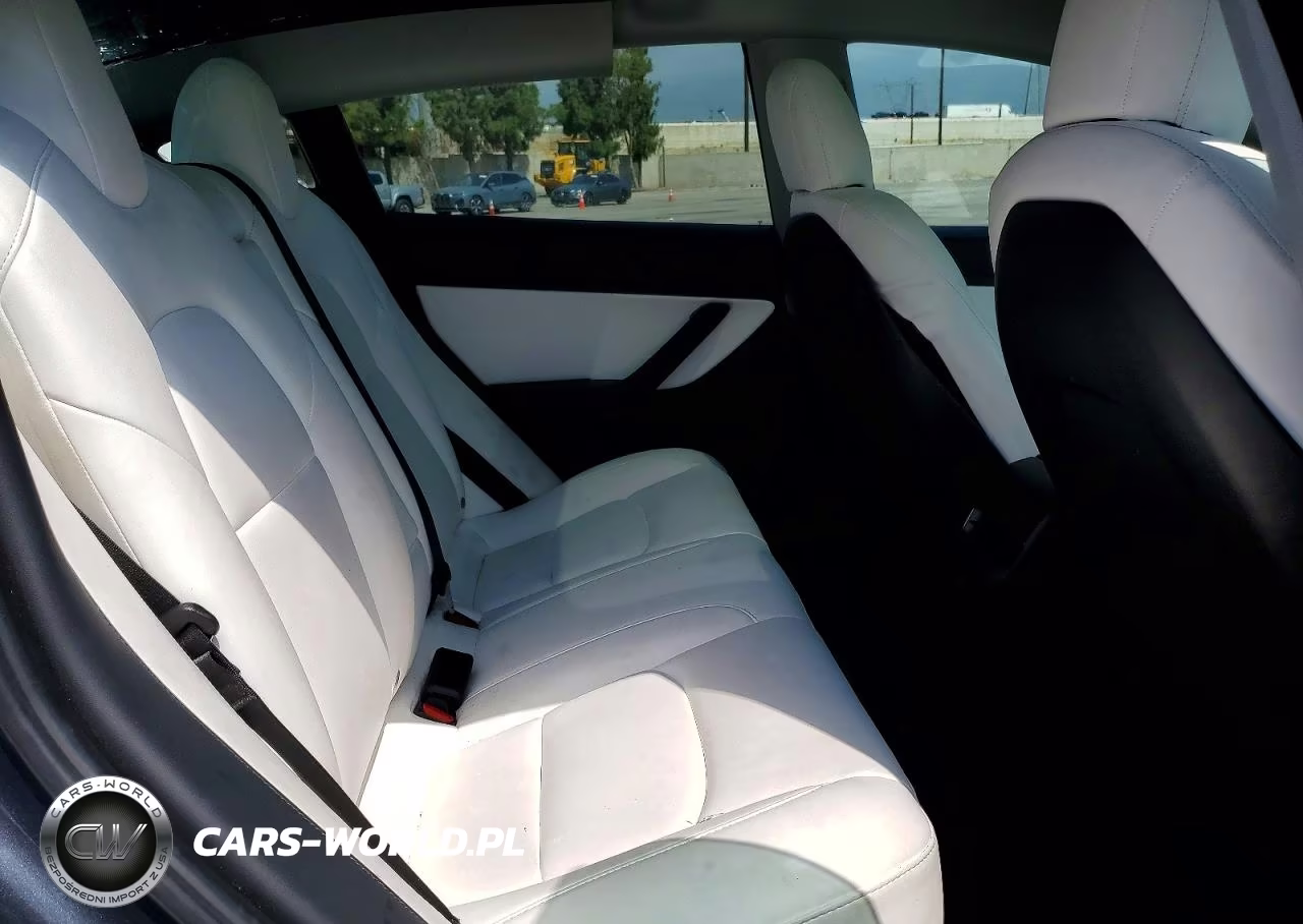 2021 Tesla Model 3 VIN:5YJ3E1EB3MF875594 - 10