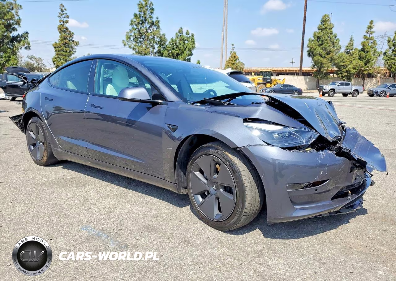 2021 Tesla Model 3 VIN:5YJ3E1EB3MF875594 - 4