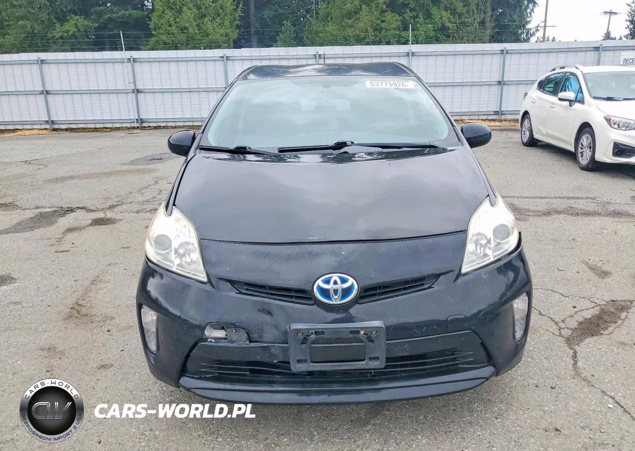 2012 Toyota Prius Three VIN:JTDKN3DU8C5469322 - 5