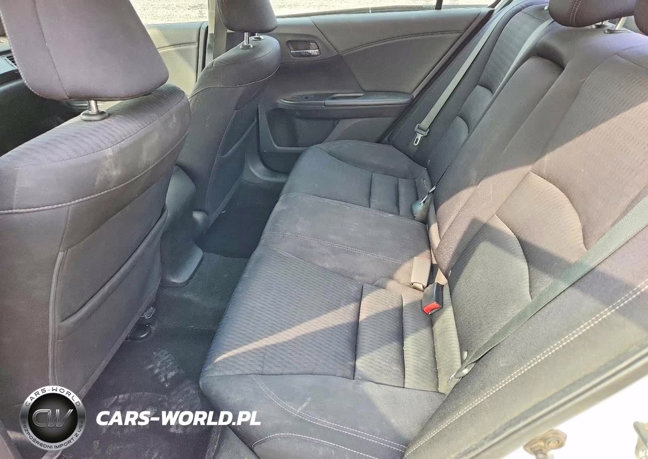 2015 Honda Accord Sport VIN:1HGCR2F59FA065158 - 10
