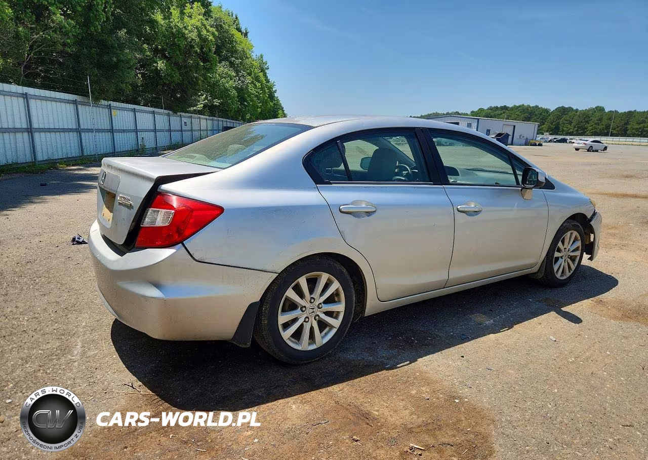 2012 Honda Civic VIN:2HGFB2F9XCH547137 - 3