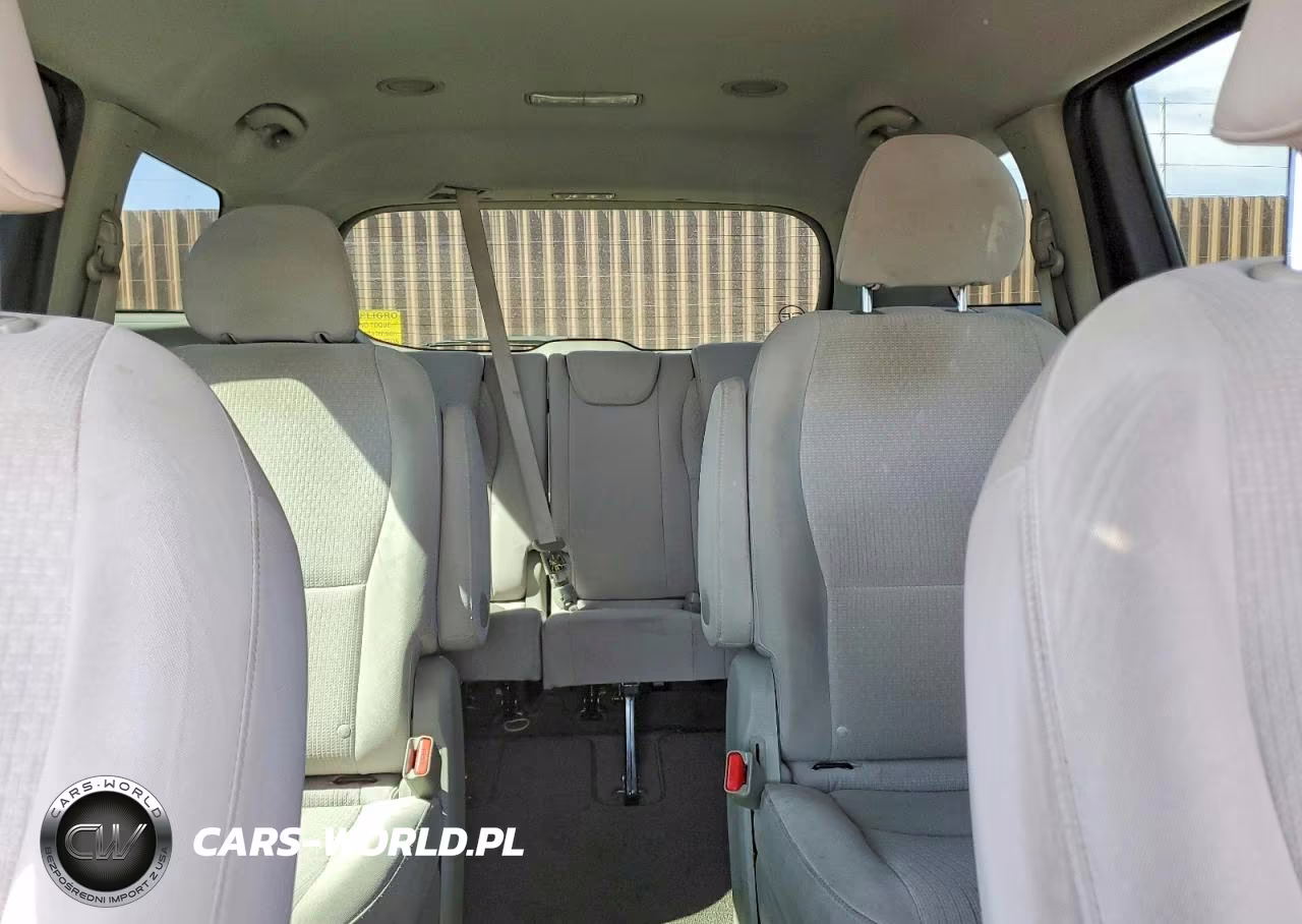 2016 Kia Sedona VIN:KNDMA5C10G6158717 - 10