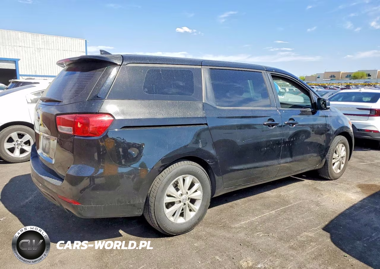 2016 Kia Sedona VIN:KNDMA5C10G6158717 - 3