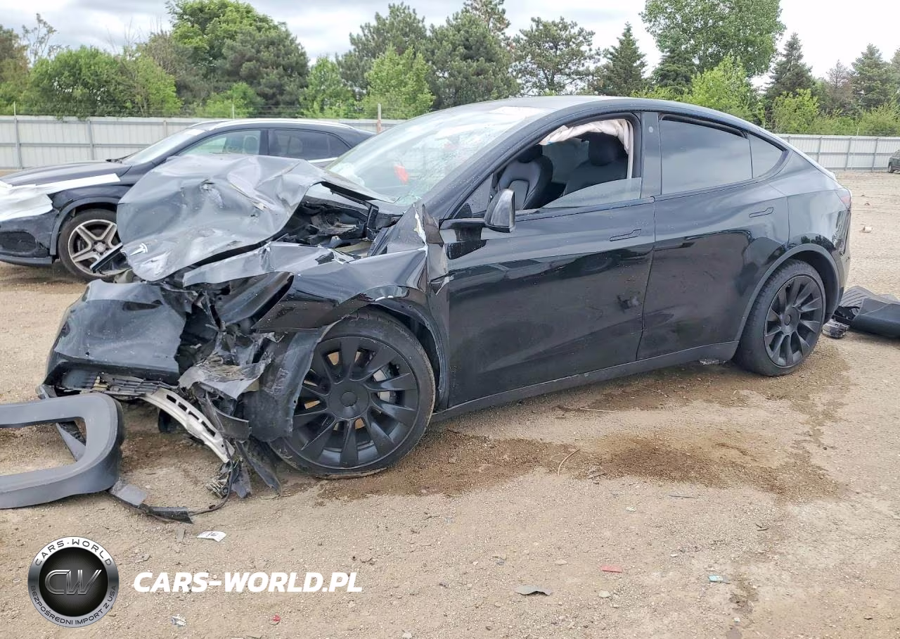2022 Tesla Model Y – zdjęcie 1 z 12