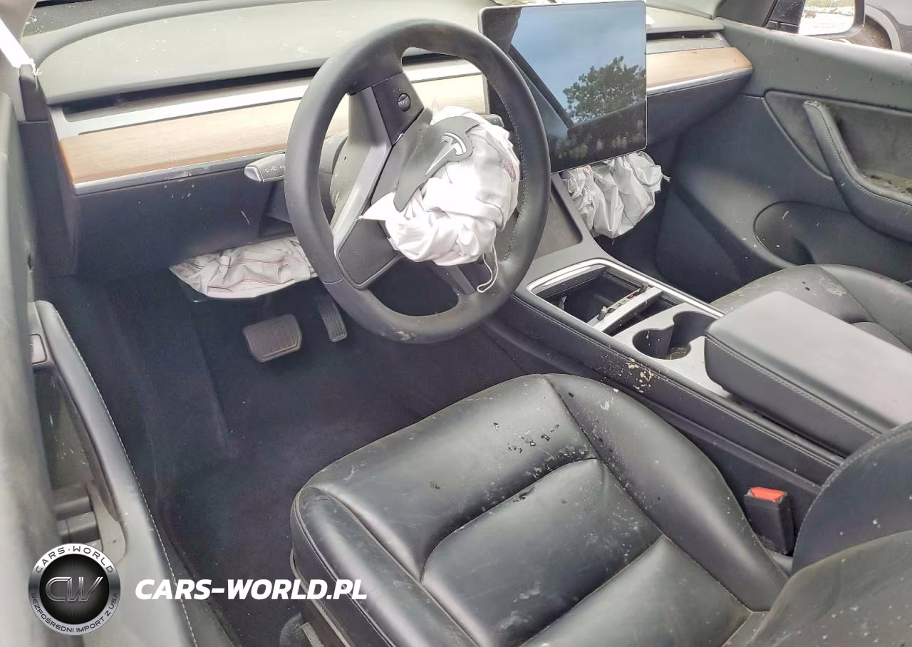 2022 Tesla Model Y VIN:7SAYGDEEXNF320786 - 8