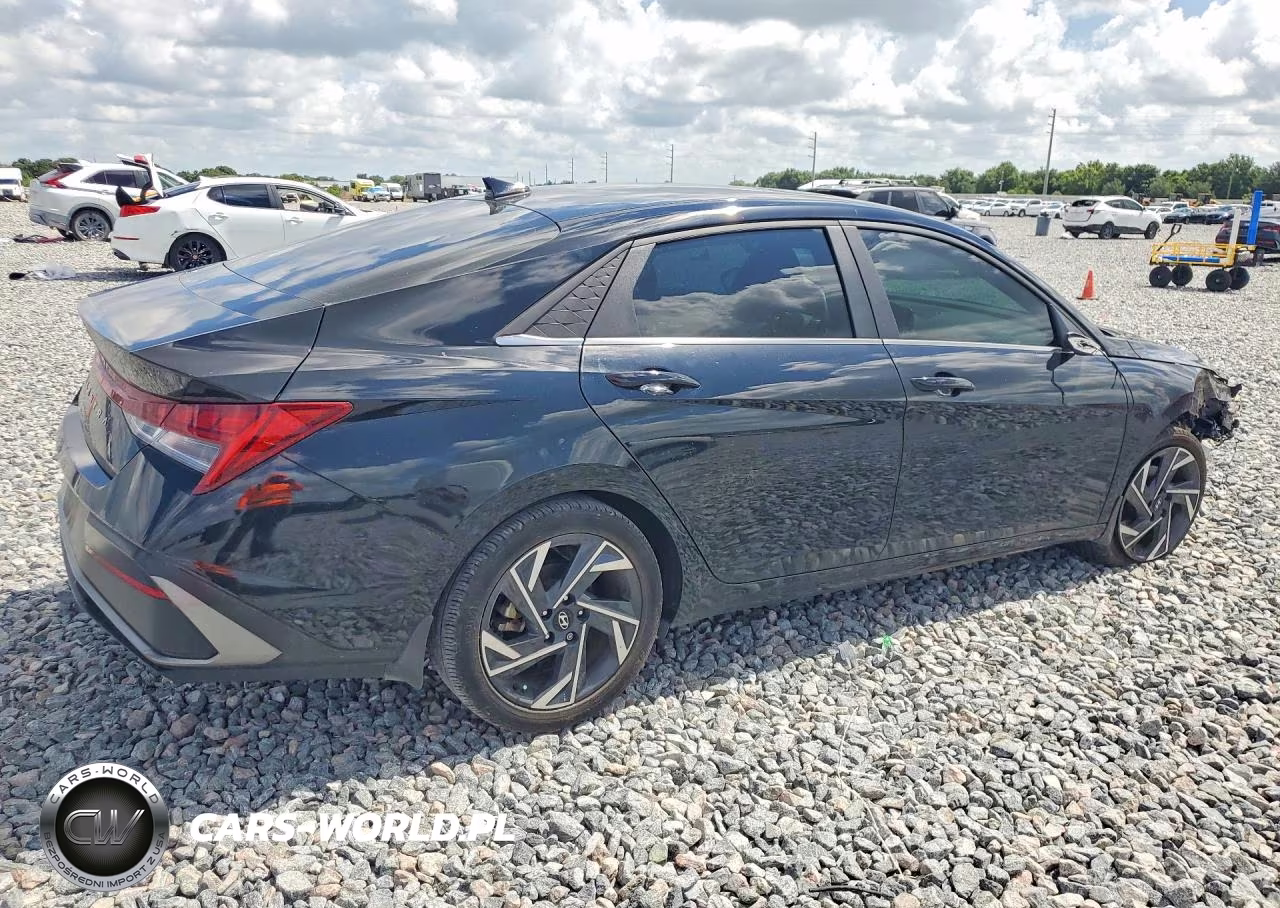 2024 Hyundai Elantra Sel VIN:KMHLS4DG1RU796538 - 3