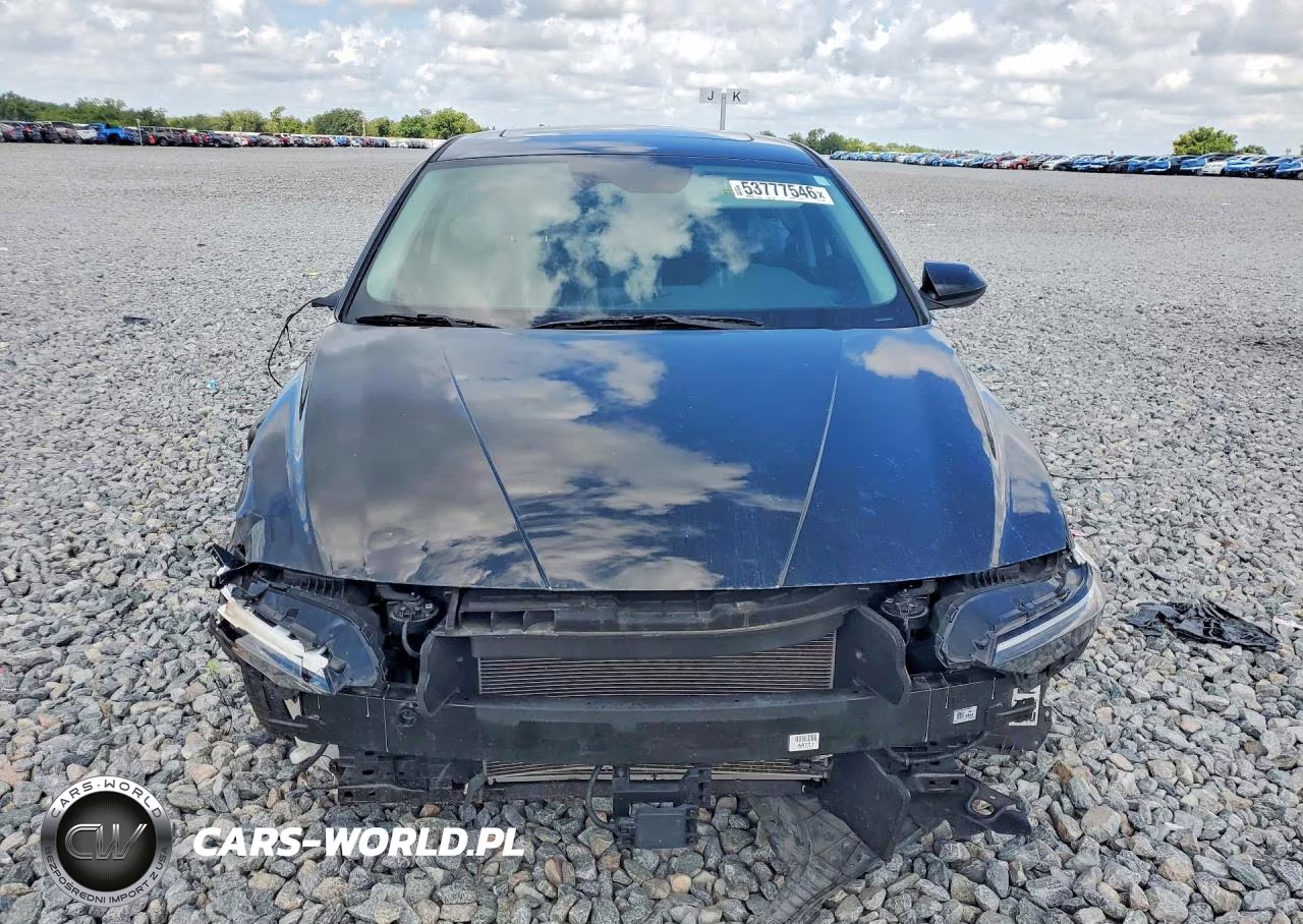 2024 Hyundai Elantra Sel VIN:KMHLS4DG1RU796538 - 5