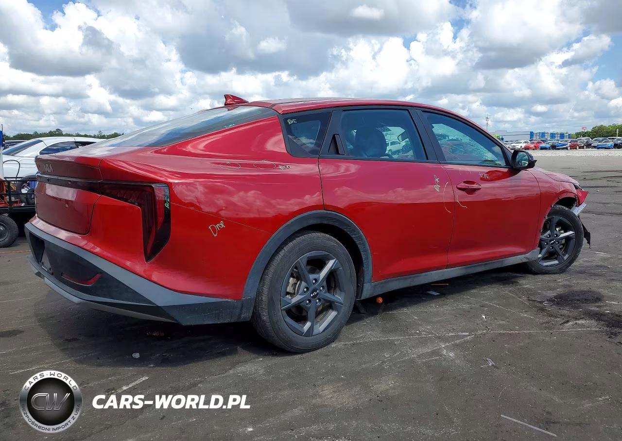 2025 Kia K4 Lxs VIN:3KPFT4DE2SE066123 - 3